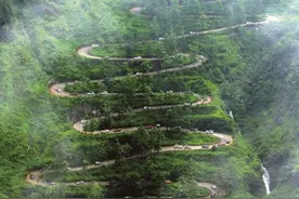 贵州晴隆二十四道拐旅游景区：重温历史 绽放激情图片