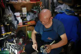 男人过了70岁以后，还会对女人动心吗？两位70岁大爷告诉我们图片