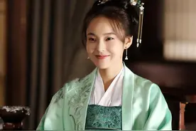 张佳宁坦言：舅舅"温太医"就是我爸，鼓励亲妈二婚，不理生父20年图片