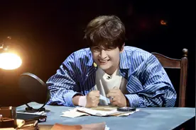 张远《披哥》“卖惨”背后：拳头砸墙躁郁侵扰，父亲过世刚满周年图片