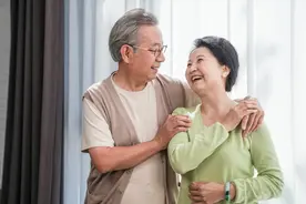 弟弟：姐，把你家的新车给我开两天吧 姐姐：你别想，我不做伏弟魔图片