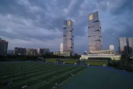 郑东新区再增1430个停车位！郑州市民体育公园停车场开放啦图片