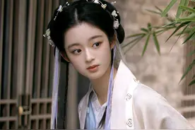 原来小说里十几岁倾国倾城是真的！不愧是从小美到大，颜值好能打图片