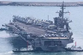 快讯：美国又一航母前往中东图片