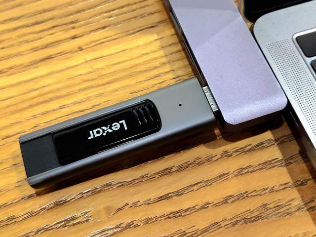 256位AES安全加密，雷克沙M900 128GB USB3.1 Gen1闪存盘上手体验