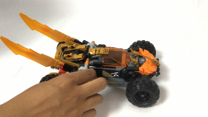 化身成金龙长着翅膀，试玩乐高幻影忍者71769寇的神龙战车