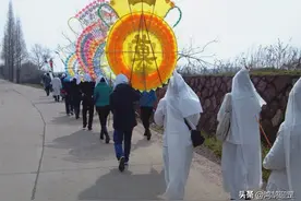 参加大舅的葬礼，第一次看懂了陕西西府的丧葬风俗图片