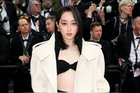 又见红毯！有人“内衣外穿”，有人为直播带货铺路，有人霸气依旧图片