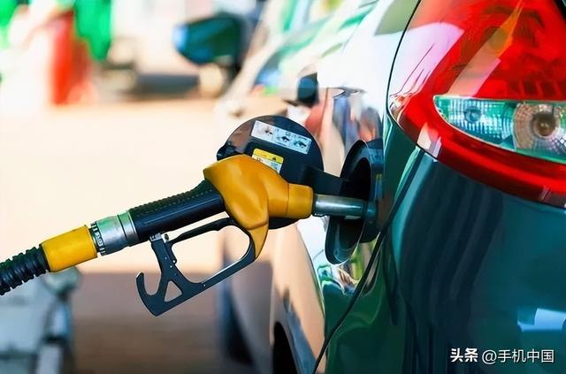油价或将上涨 95汽油重回9元 95加满又得倾家荡产了？