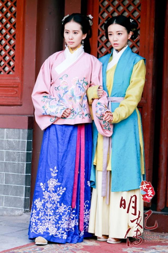 黄褶裙是不是马面裙,明朝汉服抄袭韩服 - 时事要闻 - 深度评析