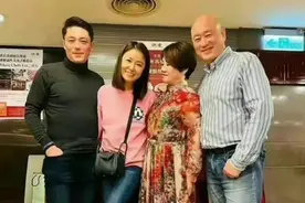 43岁霍建华打算彻底退圈？近况曝光，胖了一大圈，啤酒肚十分明显图片