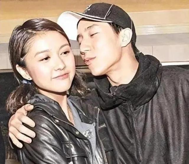 还有和"音乐才子"方大同的绯闻,其实如果这两人恋爱,粉丝们可能都会