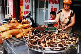 黑色产业屡禁不止，每年500万只猫惨死，越南人为啥如此爱吃猫？图片