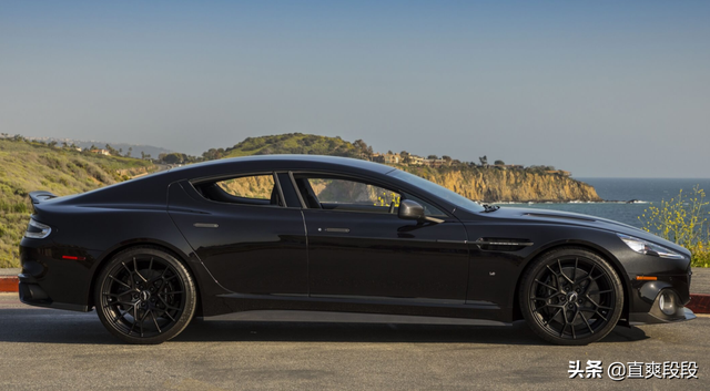 阿斯顿·马丁rapide amr,不愧是量产版,怎么看怎么喜欢