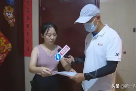 隔壁私装纱门影响进出，双方还爆发肢体冲突？部门：将强制拆除图片