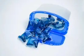 留香珠、防染片、柔顺剂……这些「洗衣用品」是智商税吗？图片