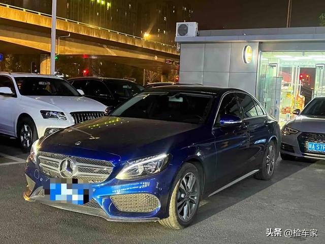 价格战开启 奔驰官降11万
