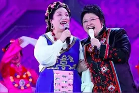 韩红隐藏多年家世曝光！母亲是副军级文职军官，父亲是相声大师图片