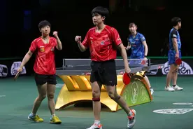 世界第一无可撼动！王楚钦/孙颖莎横扫张本智和/早田希娜，蝉联世乒赛混双冠军图片