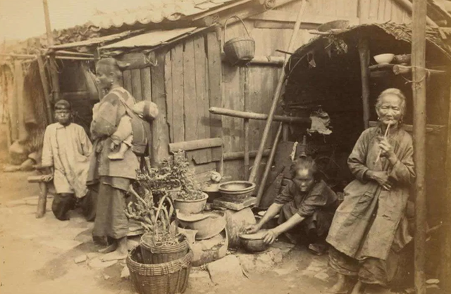 清朝如果全盘汉化，后续还会灭亡吗？能够殖民世界吗？