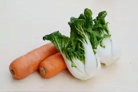 河南农民挖到“两颗蔬菜”，专家花800元买下，如今成为镇馆之宝图片