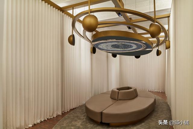 ���У���ʫ����268�ꡰ׿����Ⱥ���ļ��