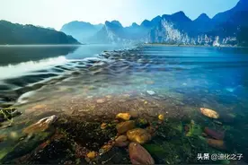 寒江孤影，江湖故人，相逢何必曾相识。图片