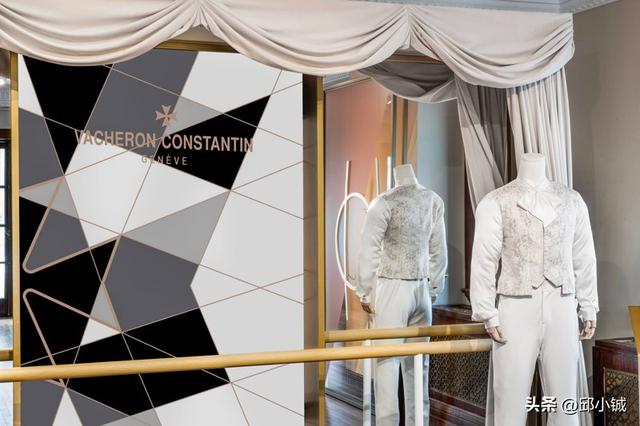 ���У���ʫ����268�ꡰ׿����Ⱥ���ļ��