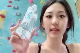 24岁韩国健身美女教练，纤细身材惹人喜爱图片