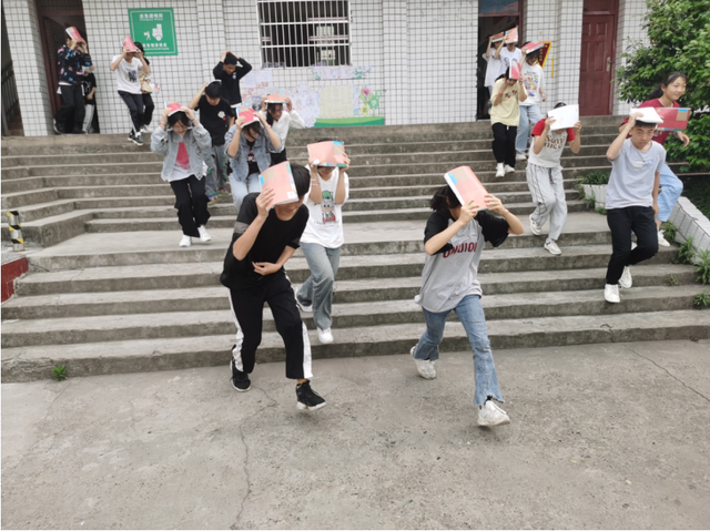 四川省民生研究会新媒体中心-官网