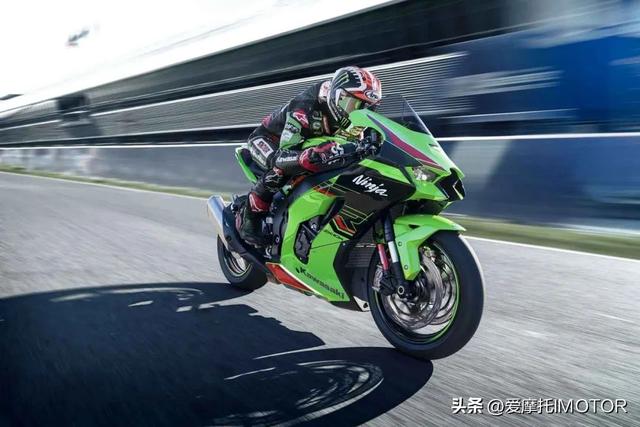 川崎发布2023款 H2街车 、H2旅行版和ZX-10R KRT版本