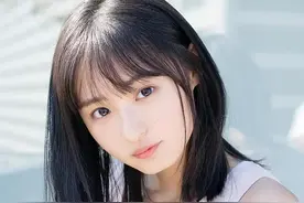 坂系三姐妹拍摄写真，国民偶像粉丝的福利，年轻可爱图片