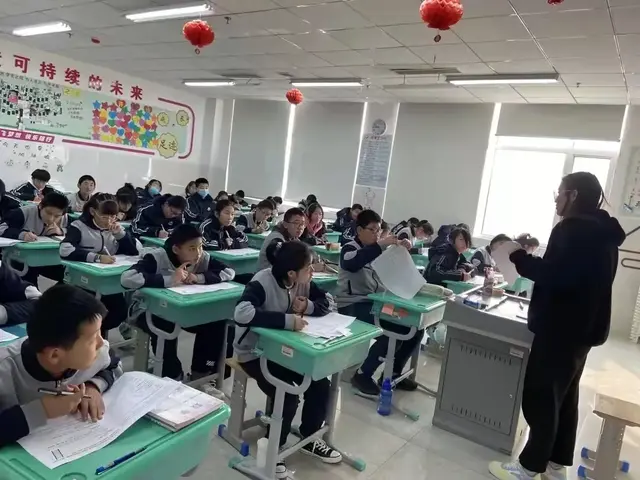 Ϋ´̨ѧУ̬ѧУƷʽ֮ḻʵĳл