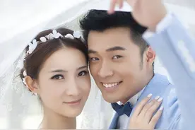 陈赫：二婚娶网红张子萱，婚后连生二胎，如今一家四口其乐融融图片