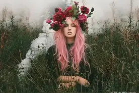 女性如何在公共场合保护自己：学会拒绝，做一朵带刺的玫瑰图片