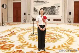 全省“人民满意的公务员” | 做群众“信得过”的信访干部——记扬中市信访局党组副书记、副局长吴江霞图片