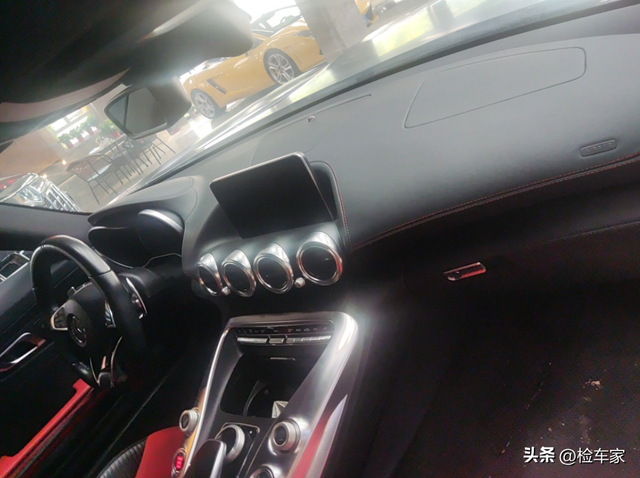 对标保时捷911，这辆奔驰AMG GT七年才开4万公里！73万值得买吗？