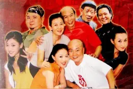 云南最早的喜剧人：凭一部剧大火，讲方言接地气，角色名成艺名图片