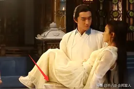 硅胶假身材、抱不起女主、连弓都拉不开！圈内男星虚到超乎想象图片