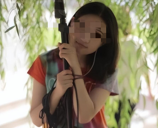 老板娘遭熟客侵犯，哀求：“快一点，我老公快回来了”