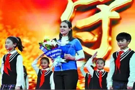 感动中原的乌克兰美人：为爱远嫁中国，守寡14年，展现女性的坚韧图片