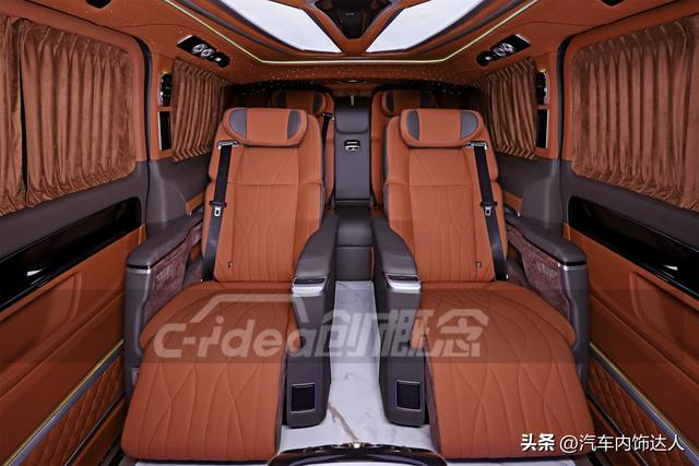 奔驰威霆花点小钱就能改装成如此高配置就这样，你还不心动吗？