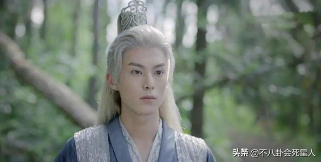 被明星毁掉的6大纸片人：容家美男被拉下神坛，最惨的还是张起灵