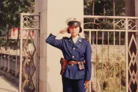 我是人民警察，我的“青春”是“橄榄绿”色……图片