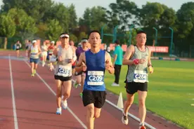 高温天跑步如何快速“制冷”？图片