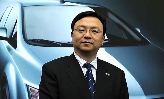 相当于20个三峡大坝，外媒突然发现，中国悄悄在沙漠里干了件大事