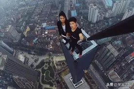 吴永宁为10万报酬，攀爬百米高楼意外坠亡，继父：不是跌死的图片