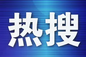女子吃蓝莓竟导致肠道堵塞！医生：千万不能这么吃！图片
