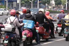 “禁摩”也就算了，电摩还一刀切？车主：还有必要骑电动车吗？图片