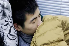 耗损男人“阳气”的几个行为，烟酒竟然未上榜，排名第一的是谁图片